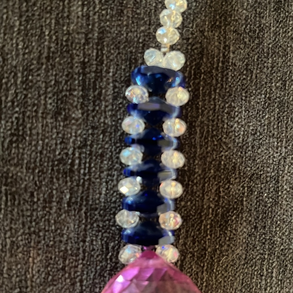 H&D K9 Crystal pink and blue sun catcher - Picture 2 of 4